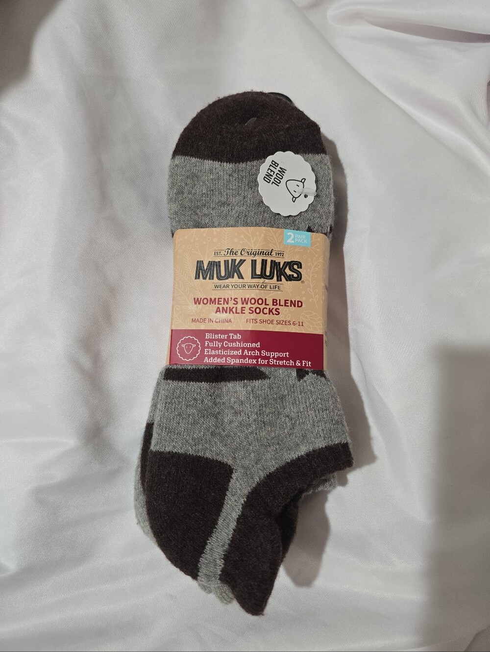 NWT Muk Luks Women 29% Merino Wool Blend Cushioned Ankle Socks Blister Tab 2 Pr